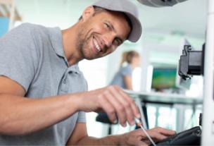 Möbelaufbereitung für Ihr Office-Konzept